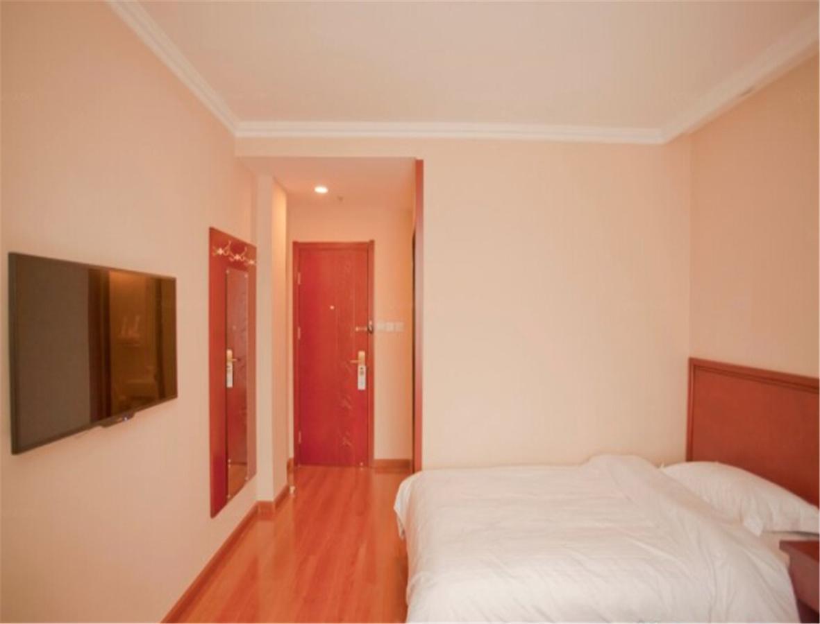 Greentree Inn Liaoning Dalian Railway Station South Shengli Square Express Hotel Exterior foto