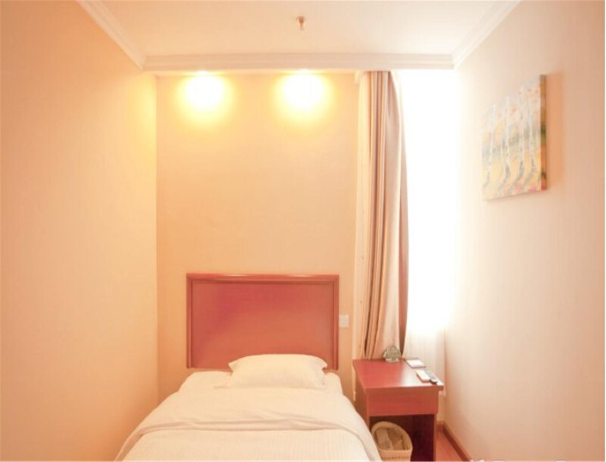 Greentree Inn Liaoning Dalian Railway Station South Shengli Square Express Hotel Exterior foto